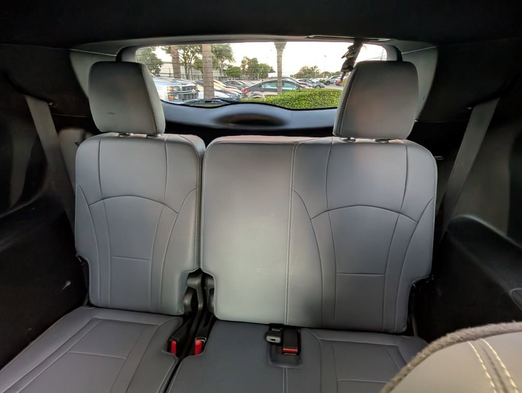 Used 2023 Buick Enclave Essence w/ Trailering Package, 5000 lbs. image 10
