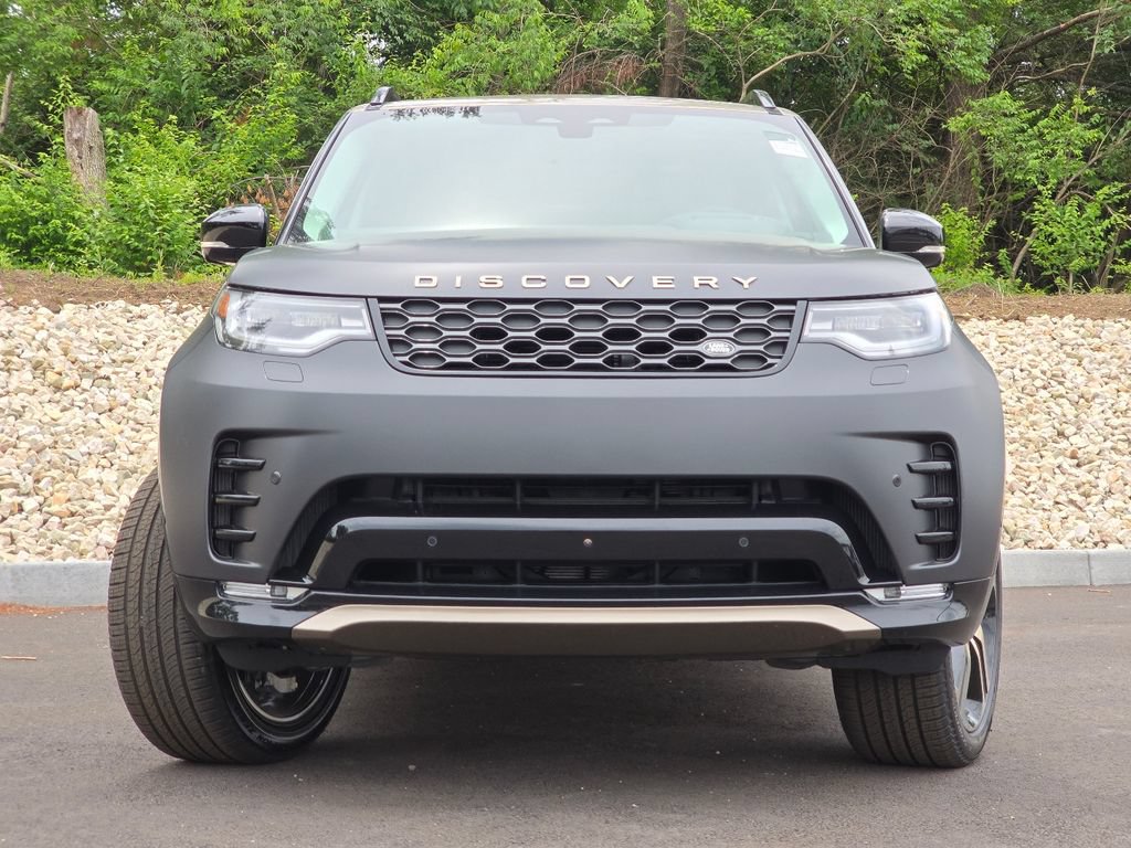 New 2026 Land Rover Discovery Limited Edition AWD/4WD image 9