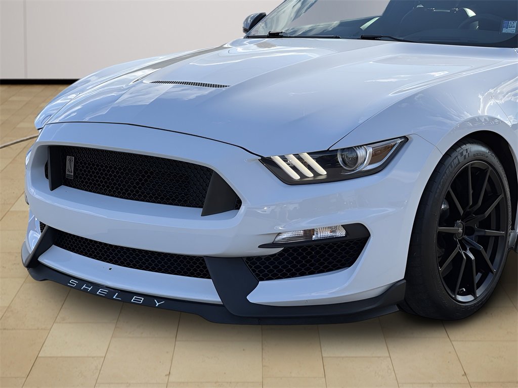 Used 2018 Ford Mustang Shelby GT350 w/ Convenience Package image 28