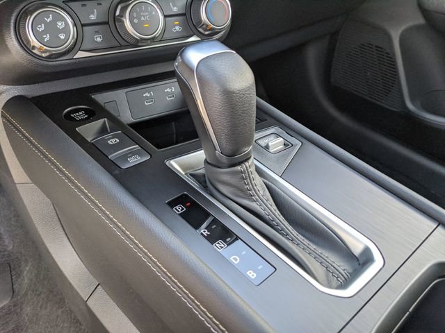 Certified 2025 Nissan Kicks SV w/ SV Premium Package AWD/4WD image 34