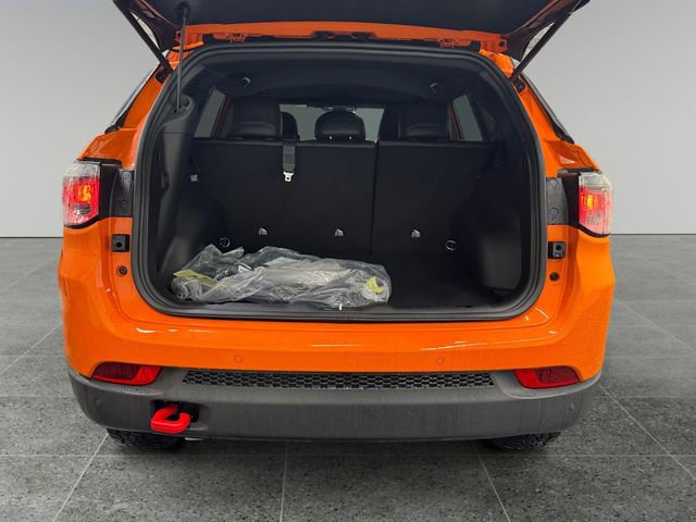 New 2026 Jeep Compass Trailhawk image 14