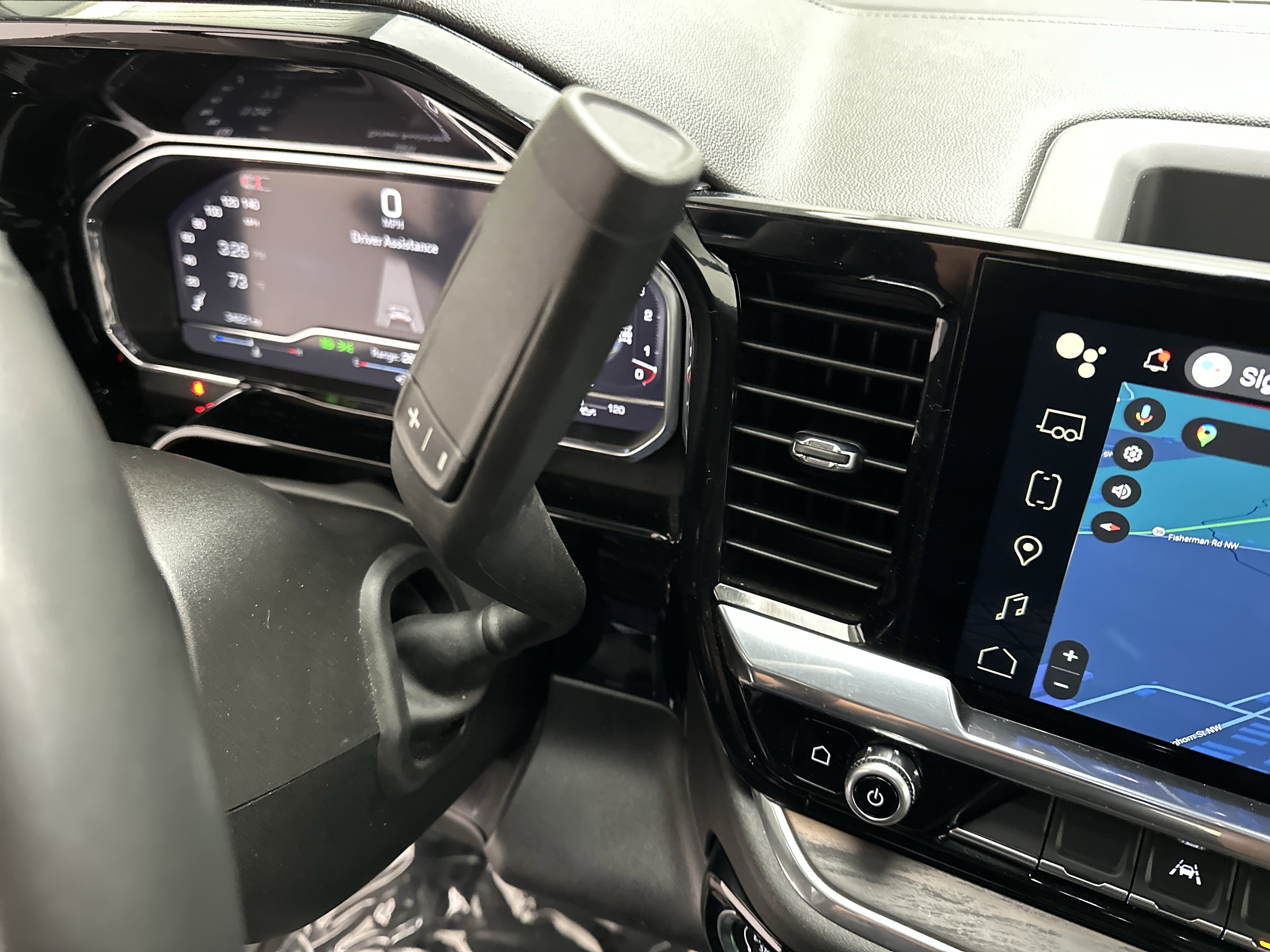 Used 2025 GMC Sierra 1500 SLT image 43