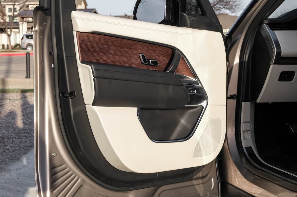 Used 2023 Land Rover Range Rover SE AWD/4WD image 46