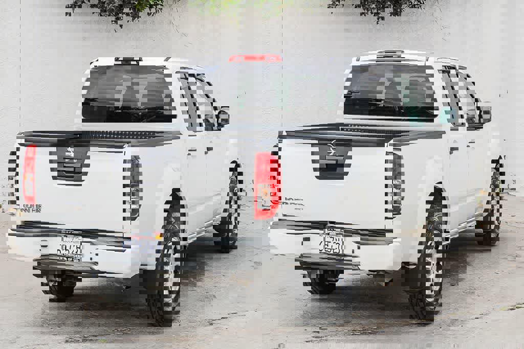 Used 2021 Nissan Frontier S w/ S Utility Package image 7