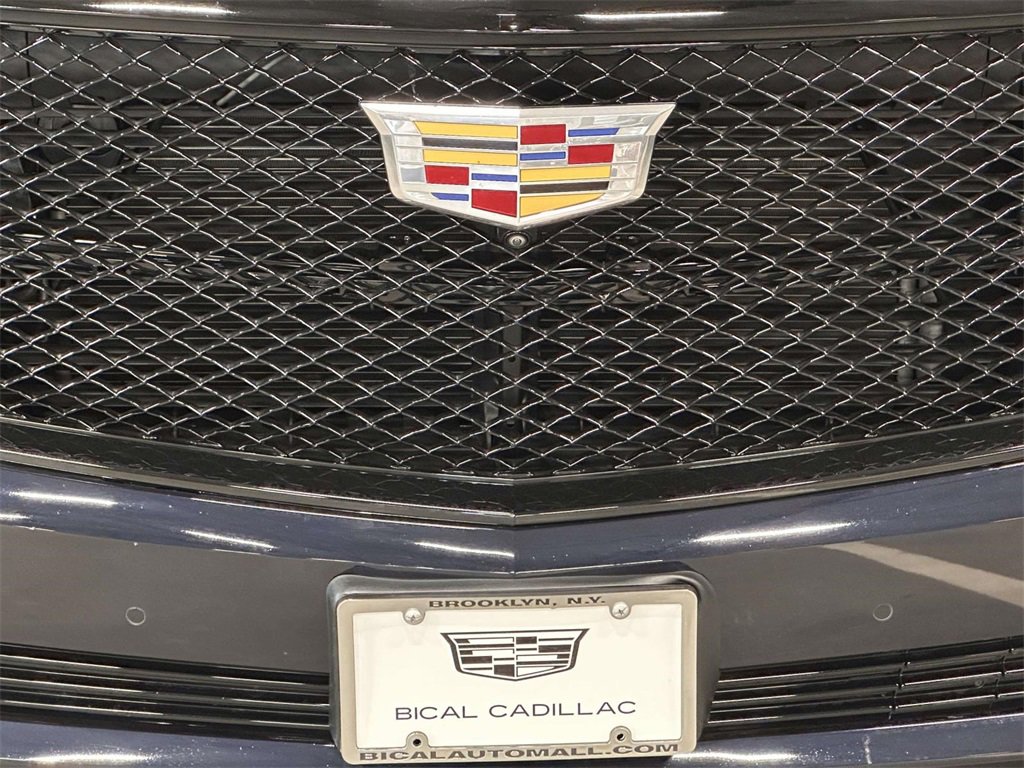 Used 2023 Cadillac Escalade Sport Platinum image 9