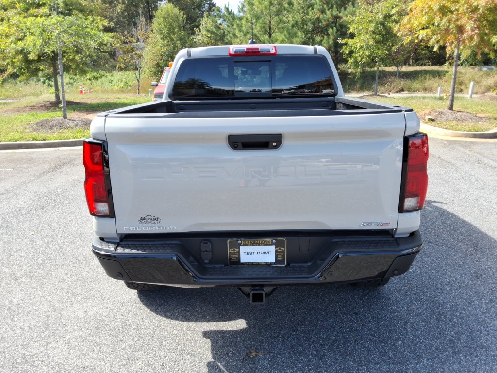 New 2026 Chevrolet Colorado ZR2 w/ Technology Package AWD/4WD image 6