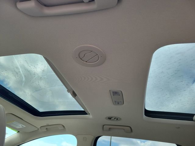 Certified 2023 Buick Enclave Avenir w/ Avenir Technology Package image 15