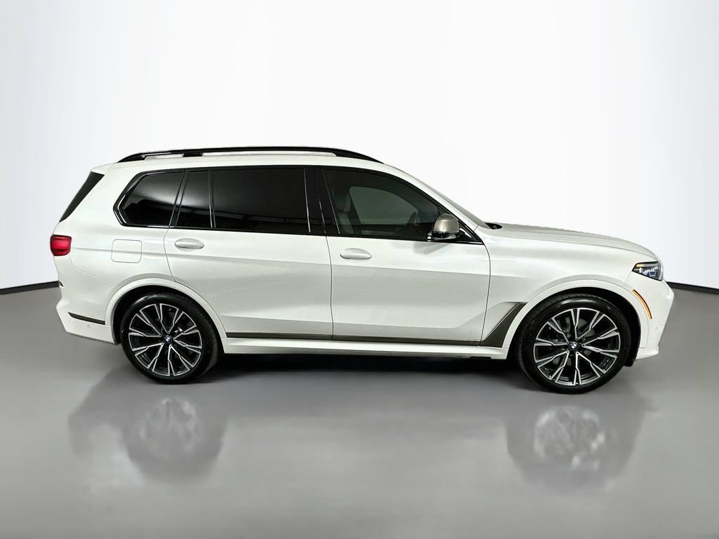 Used 2020 BMW X7 M50i w/ Dynamic Handling Package AWD/4WD image 4