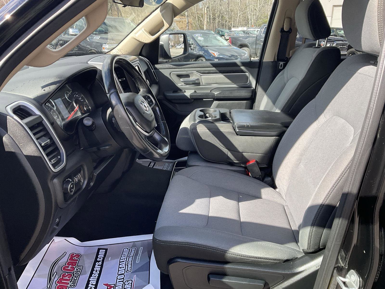 Used 2019 RAM 1500 Big Horn AWD/4WD image 10