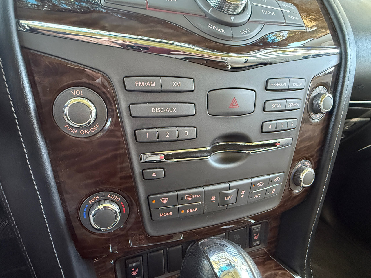 Used 2017 Nissan Armada SL image 33