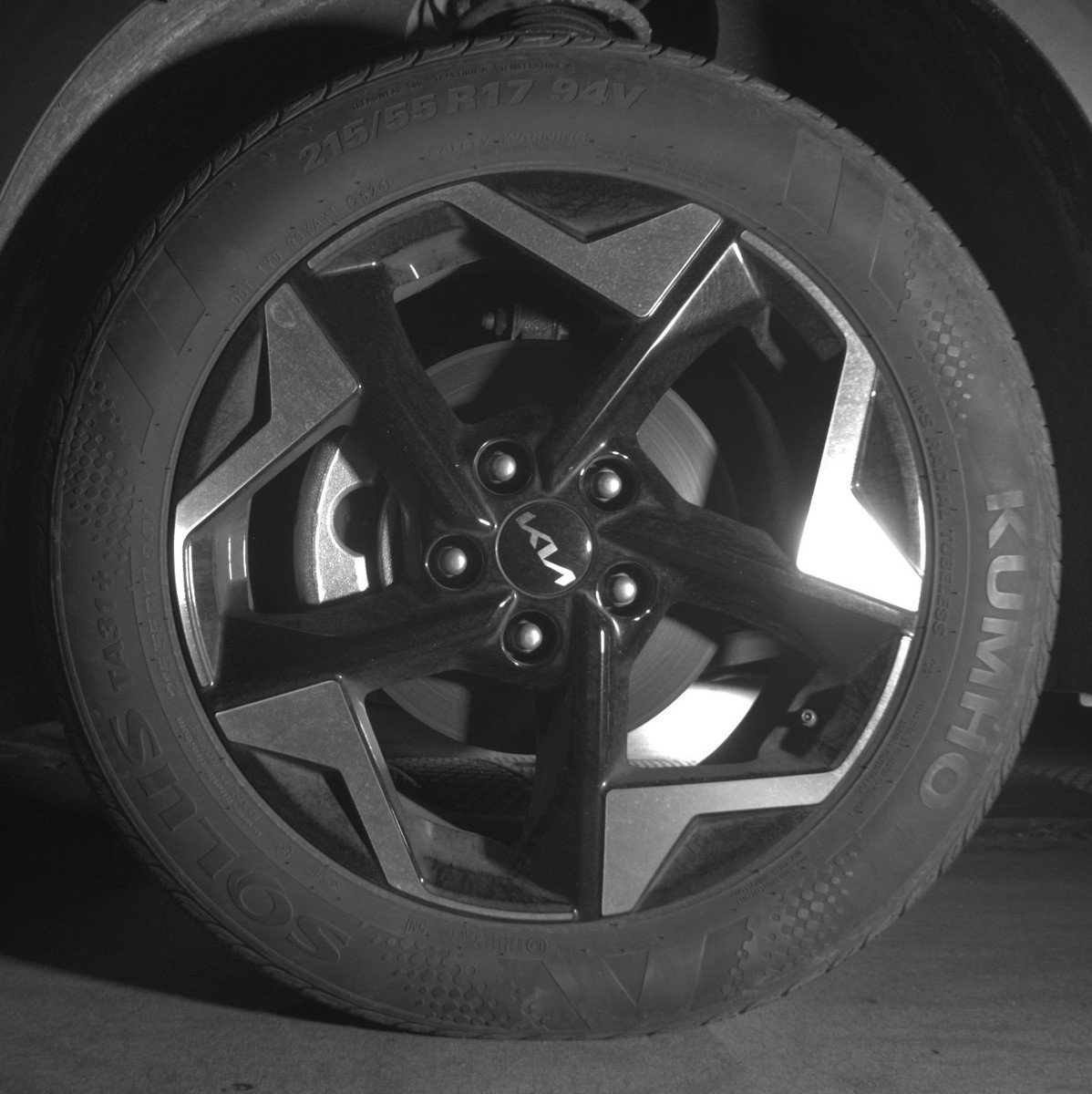 Used 2025 Kia Seltos S image 12