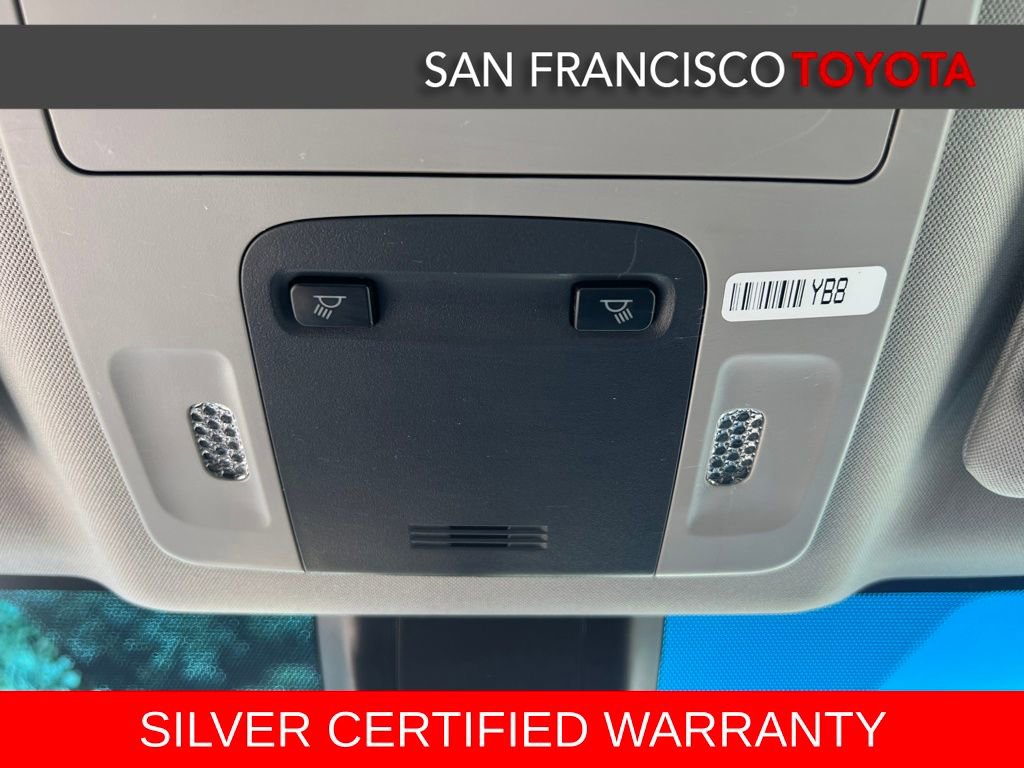 Certified 2018 Toyota Camry LE image 27