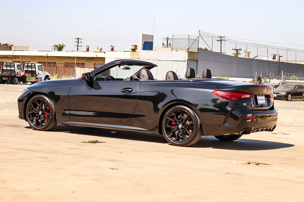 Certified 2025 BMW M440i Convertible w/ Shadowloine Package RWD image 15
