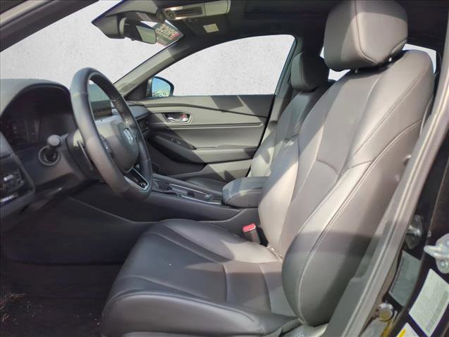Used 2025 Honda Accord Sport image 15
