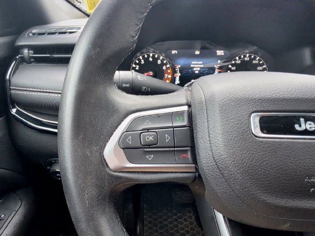 Used 2023 Jeep Compass Latitude AWD/4WD image 19