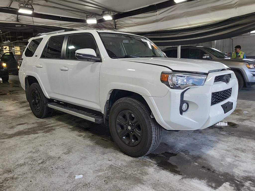 Used 2019 Toyota 4Runner SR5 Premium AWD/4WD image 3