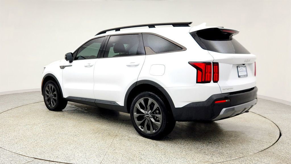 Used 2023 Kia Sorento SX Prestige image 7