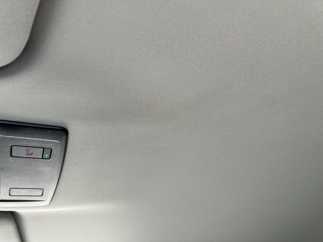 Used 2024 Nissan Pathfinder SL FWD image 19