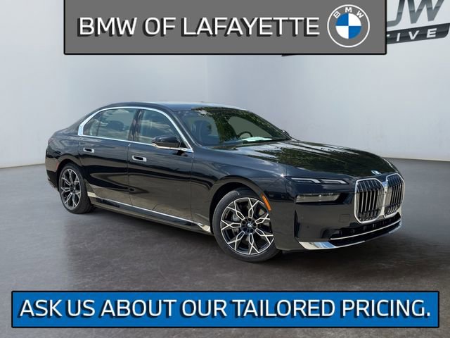 Used 2025 BMW i7 xDrive60 w/ Premium Package image 1