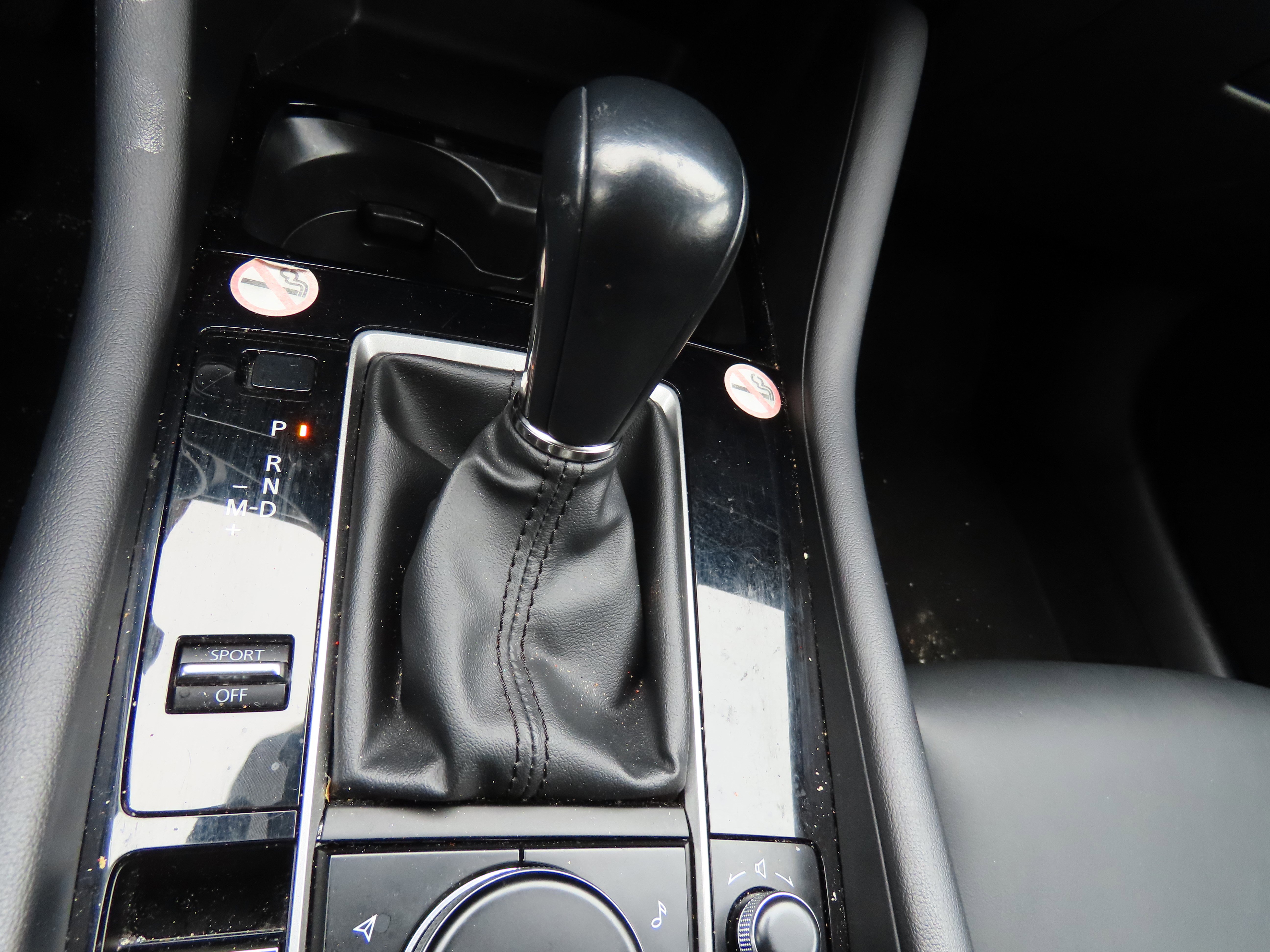 Used 2024 MAZDA MAZDA3 s image 29