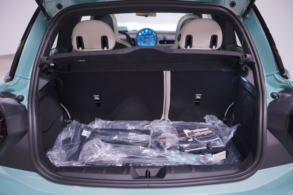 New 2026 MINI Cooper S image 19