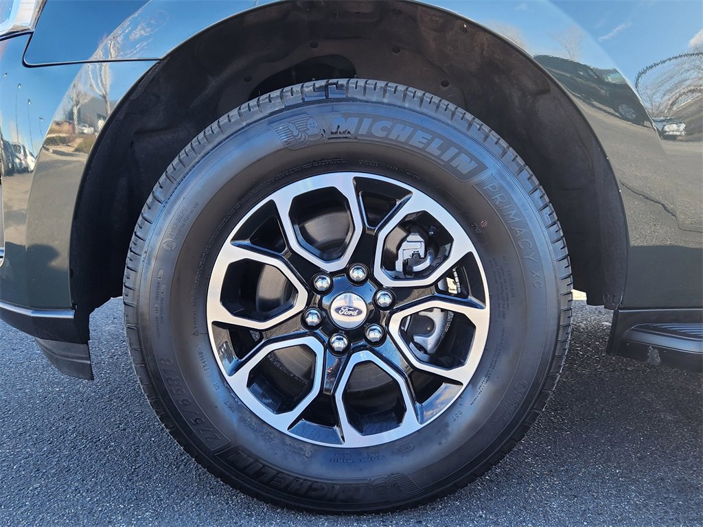 Used 2022 Ford Expedition XLT image 14