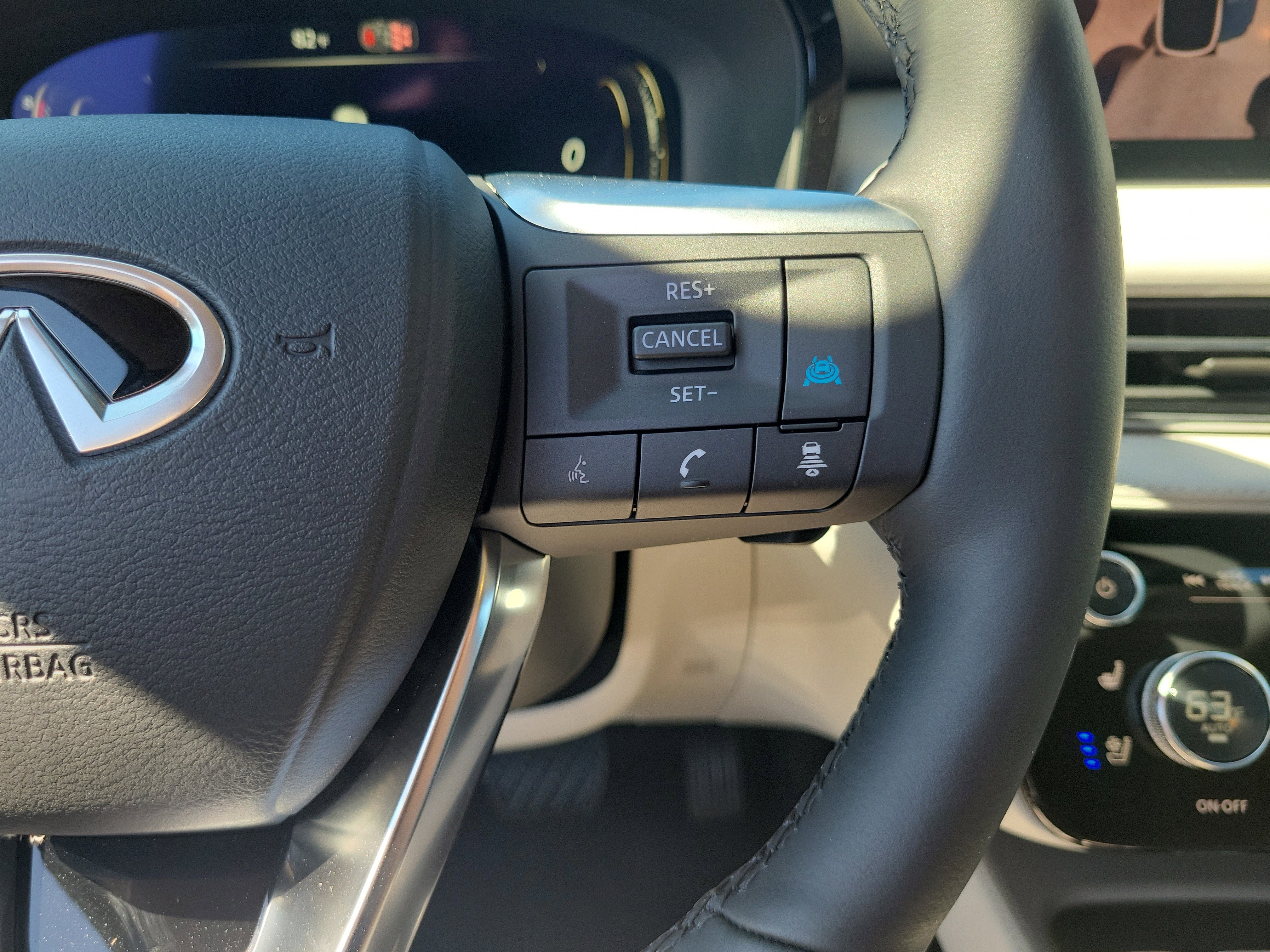 New 2026 INFINITI QX60 Luxe w/ Cargo Package image 13