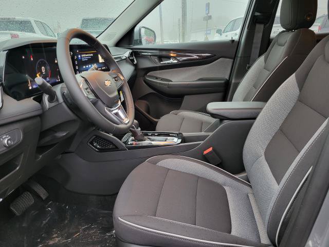 New 2026 Chevrolet TrailBlazer LT w/ Convenience Package FWD image 8
