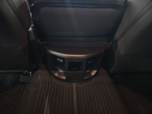 Used 2025 RAM 3500 Big Horn image 33