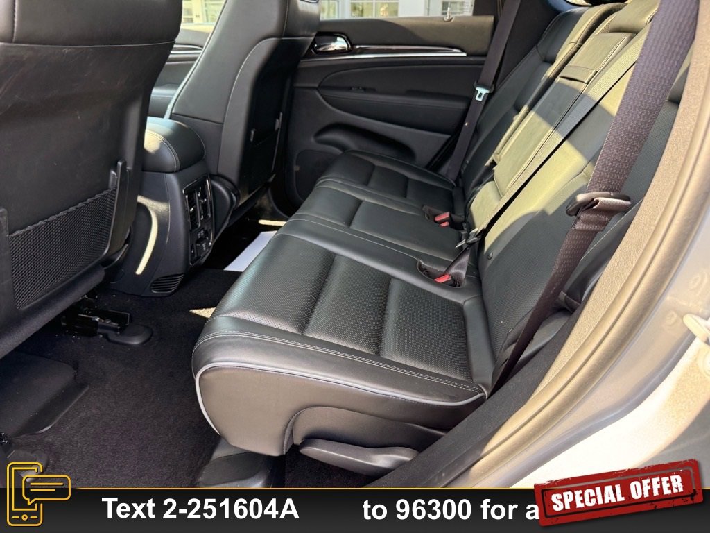 Used 2020 Jeep Grand Cherokee Overland image 14