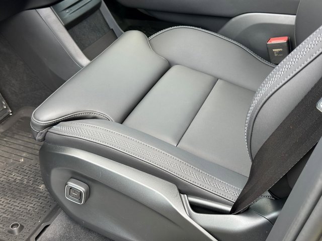 New 2025 Volvo EX90 Plus image 22