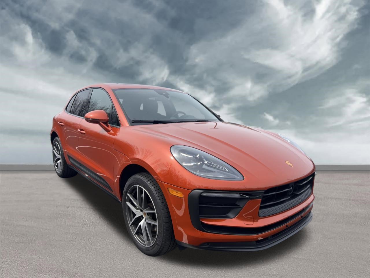 Used 2024 Porsche Macan image 7