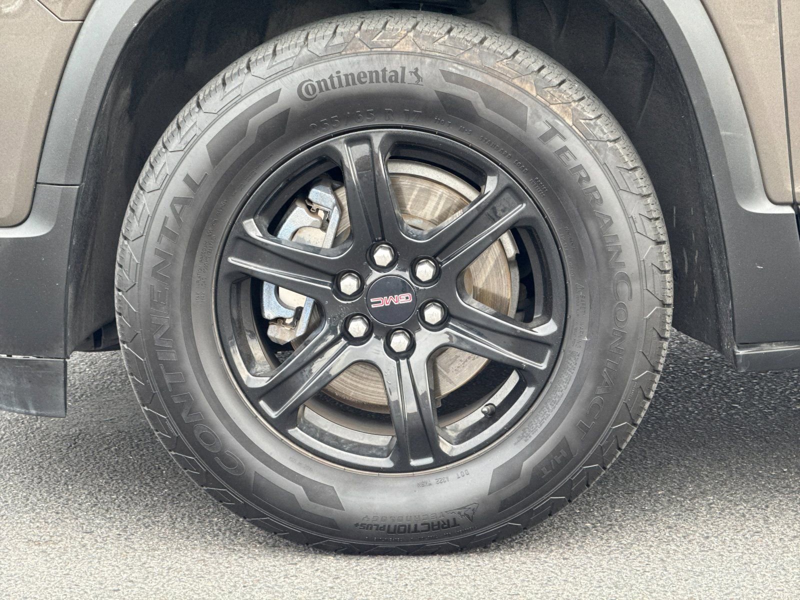 Used 2020 GMC Acadia AT4 w/ Driver Alert Package II image 33