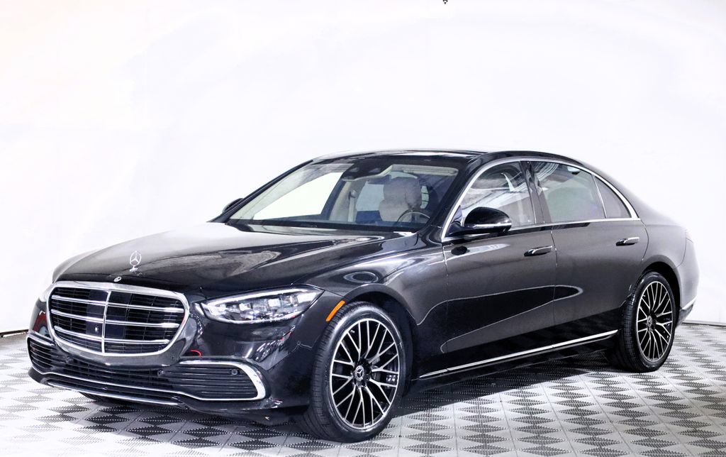 Certified 2022 Mercedes-Benz S 580 4MATIC Sedan w/ Rear Seat Package image 3