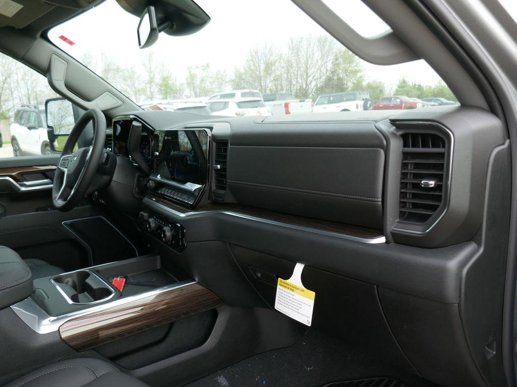 New 2026 Chevrolet Silverado 3500 LT w/ Trail Boss Package AWD/4WD image 13