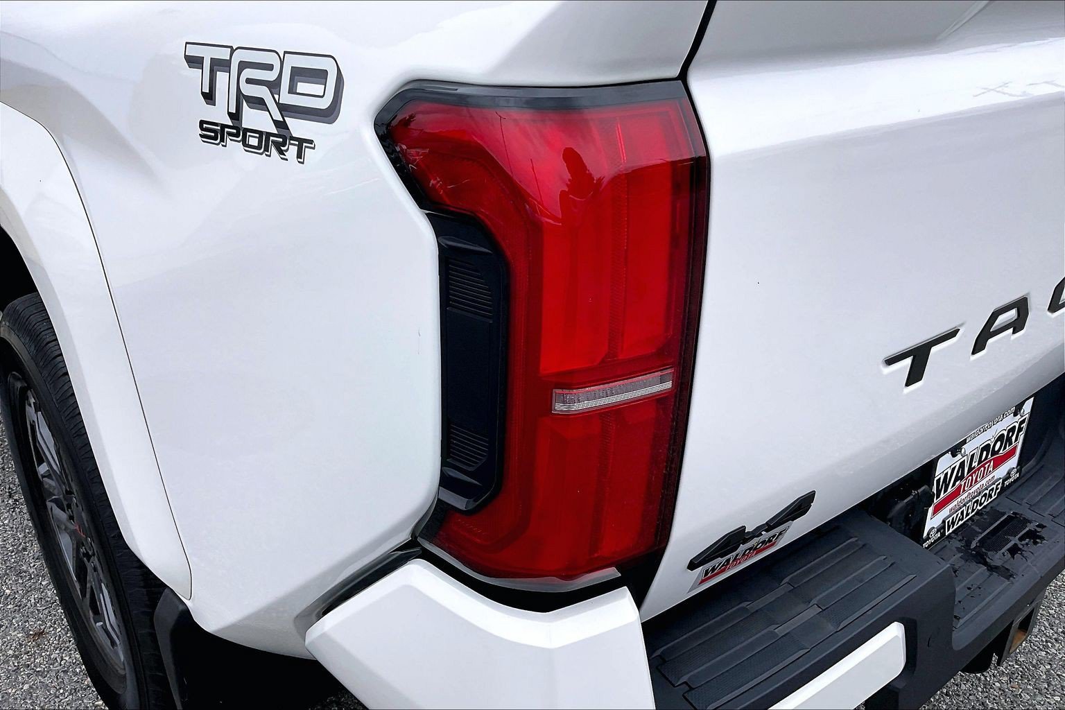 Used 2024 Toyota Tacoma TRD Sport w/ TRD Sport Upgrade Package AWD/4WD image 33
