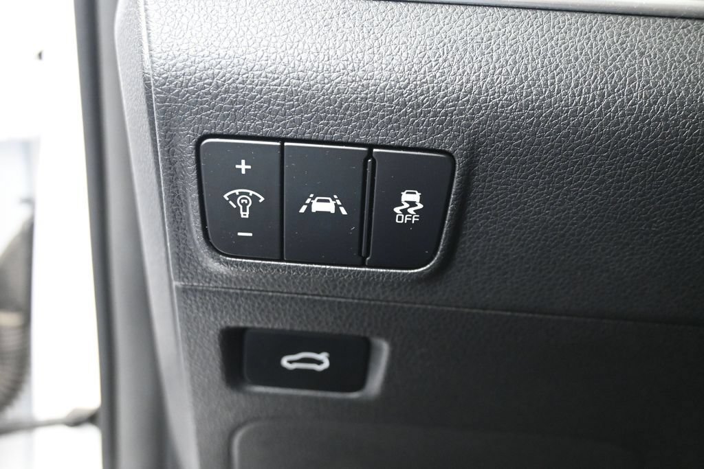 Used 2022 Kia K5 GT-Line AWD/4WD image 15