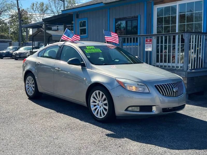 Used 2011 Buick Regal CXL FWD image 4