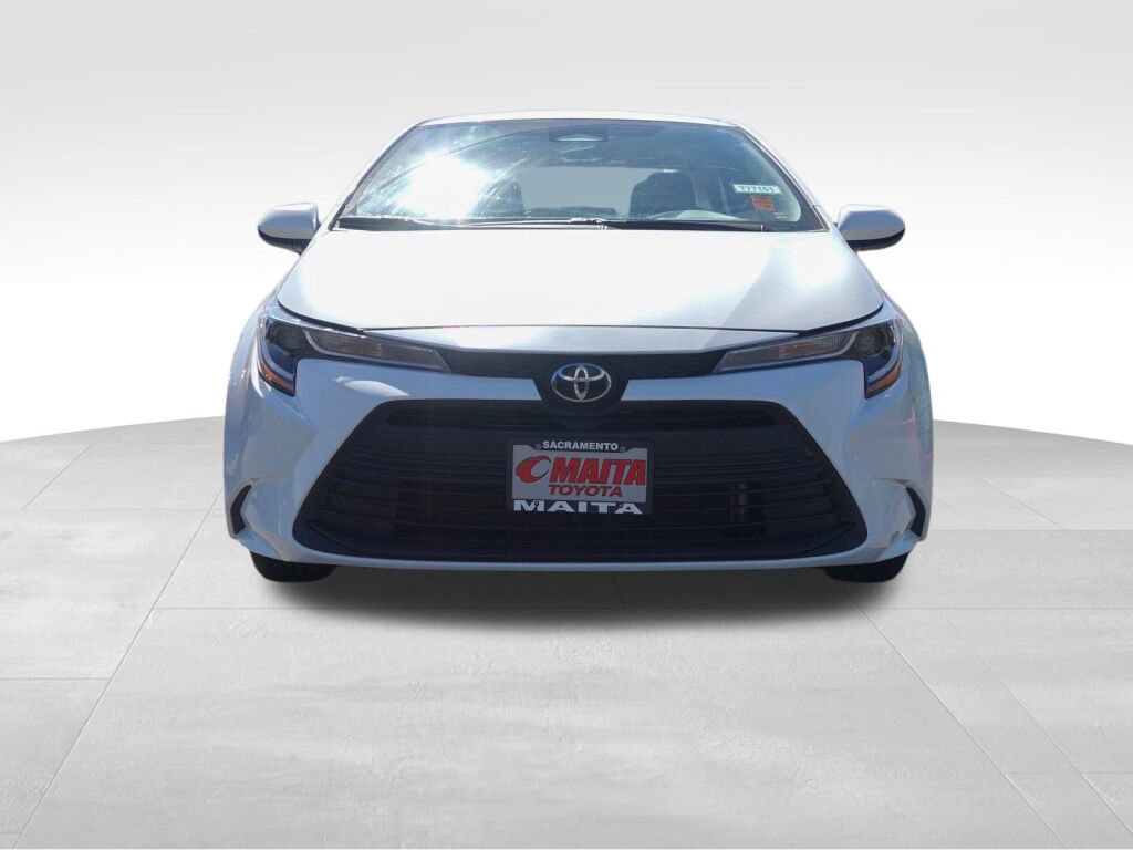 Used 2024 Toyota Corolla LE FWD image 9
