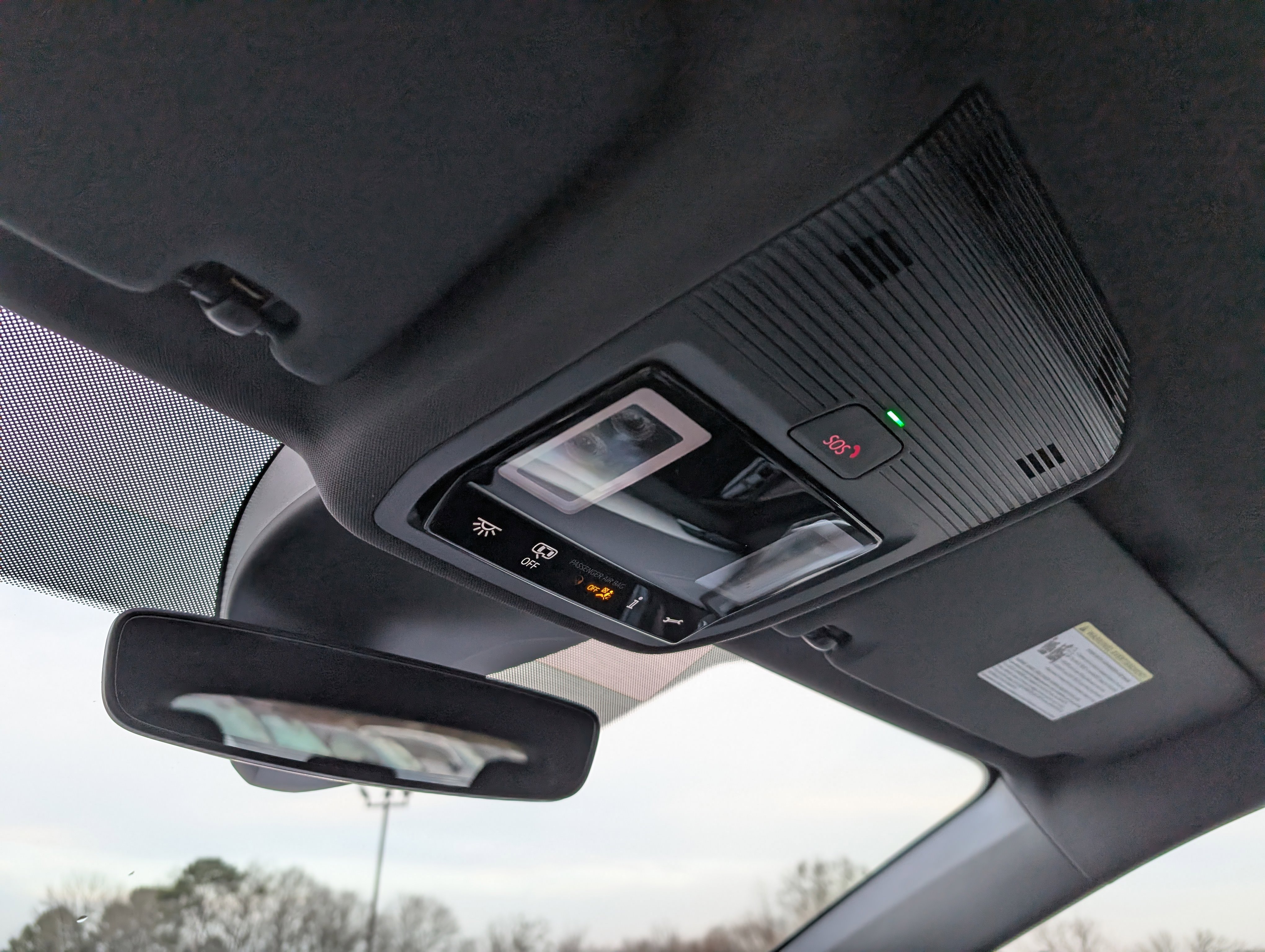 Used 2025 Volkswagen ID.4 Pro image 26