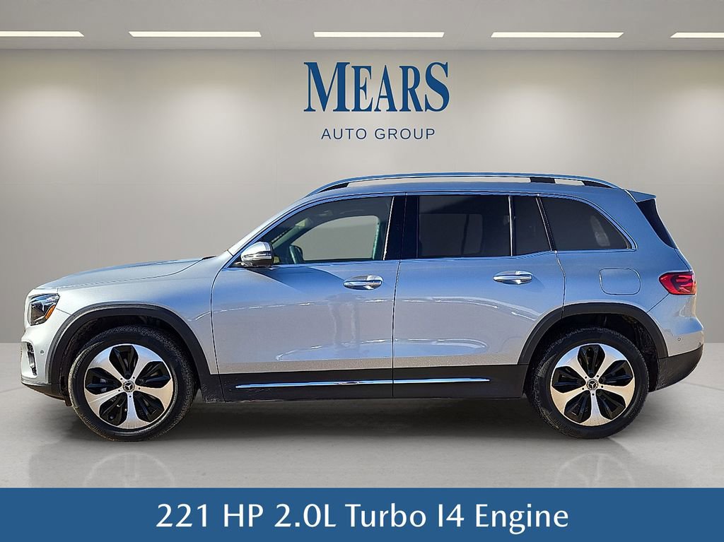 Used 2025 Mercedes-Benz GLB 250 image 3