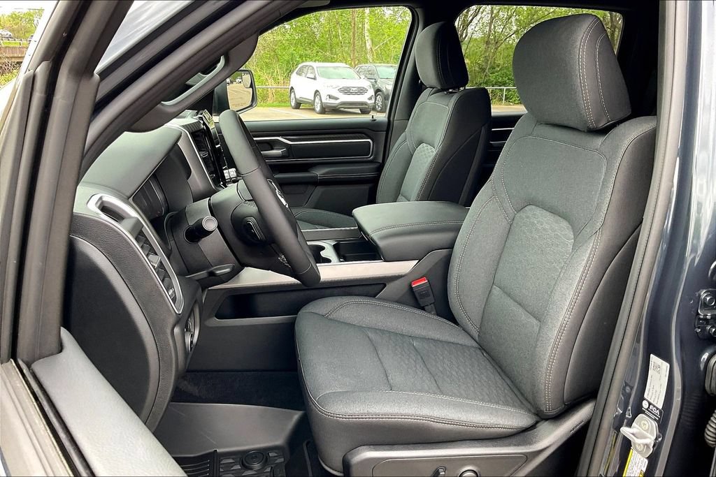 New 2026 RAM 1500 Big Horn AWD/4WD image 9