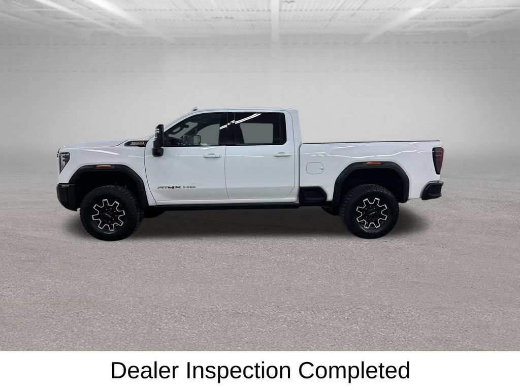 Used 2025 GMC Sierra 2500 AT4X AWD/4WD image 8