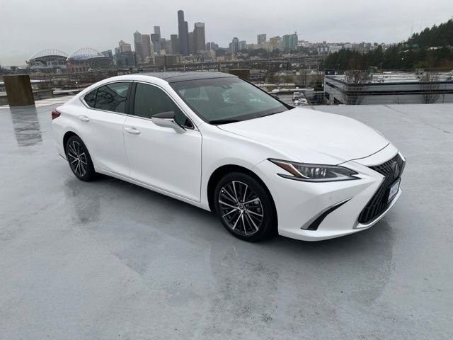 Used 2025 Lexus ES 350 w/ Premium Package image 25
