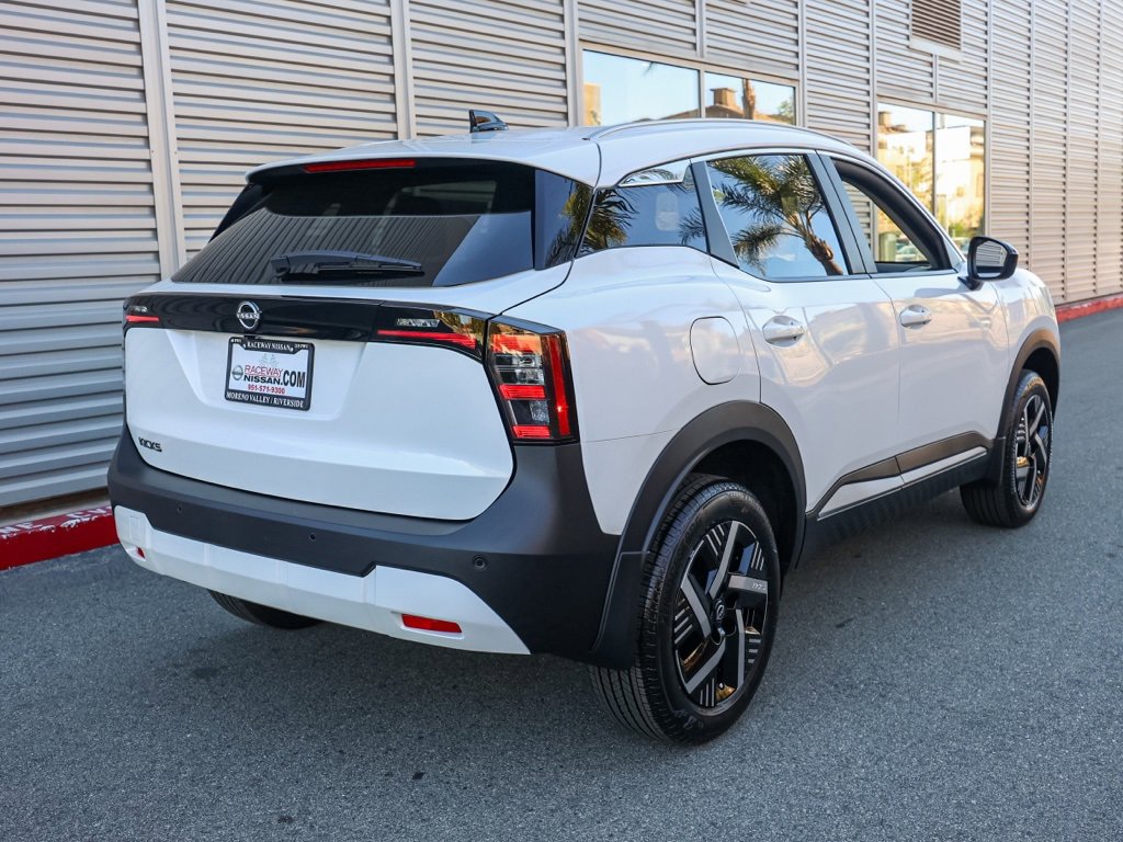 New 2026 Nissan Kicks SV image 4