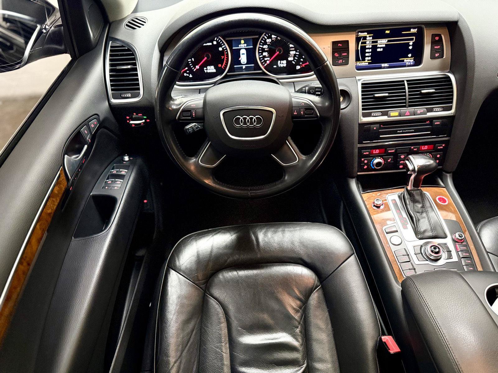 Used 2015 Audi Q7 3.0T Premium Plus w/ Premium Plus Package AWD/4WD image 2