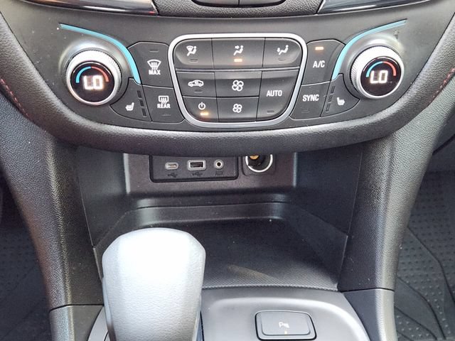 Used 2024 Chevrolet Equinox RS w/ RS Leather Package FWD image 21