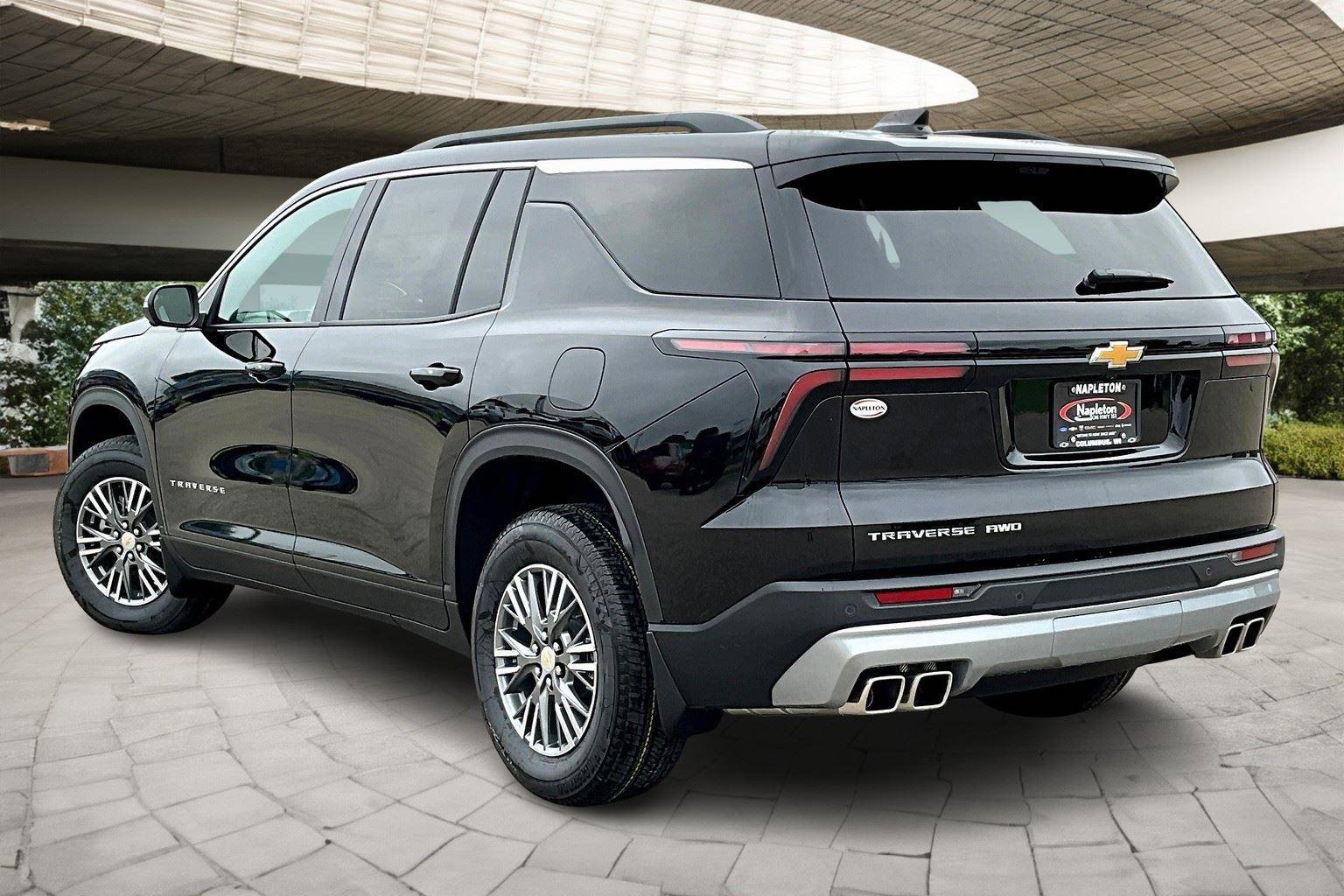 New 2026 Chevrolet Traverse LT w/ Driver Confidence Package image 3