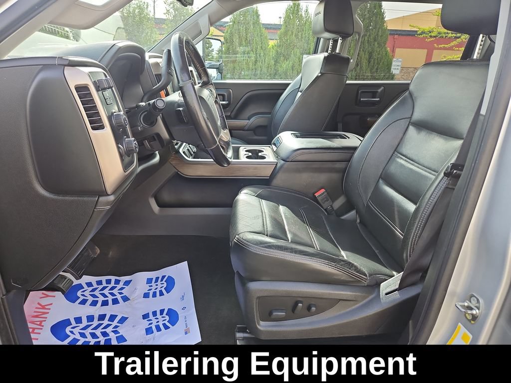 Used 2018 GMC Sierra 2500 Denali w/ Duramax Plus Package AWD/4WD image 10