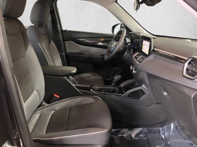 Used 2024 Chevrolet TrailBlazer LS FWD image 19